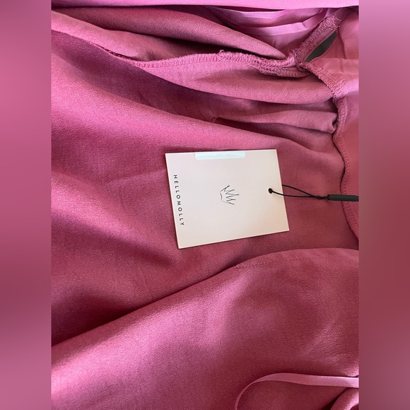 Hello molly if the gown fits - Picture 6 of 8